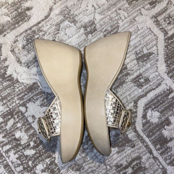 Stuart Weitzman Women Wedge 8.5 Chunky Metallic Gold Silver Clipper Platform - Picture 8 of 10